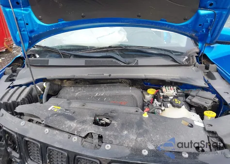 2018 Jeep Compass Altitude 4X4 from USA, damaged, VIN 3C4NJDBB9JT394658